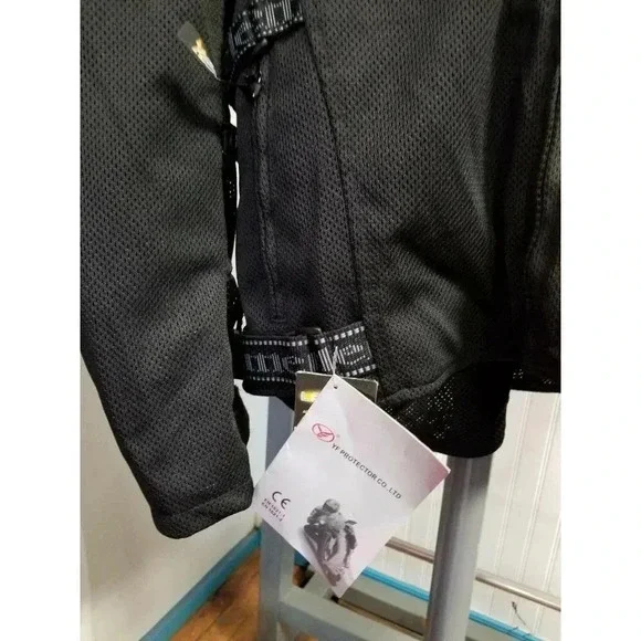 Xelement CF2157 Black Mesh Motorcycle Jacket - Picture 3 of 5